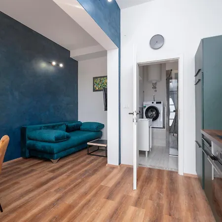 Awesome In With Wifi Apartment *