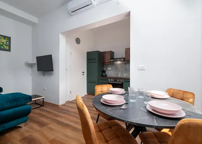 Apartman Awesome In With Wifi